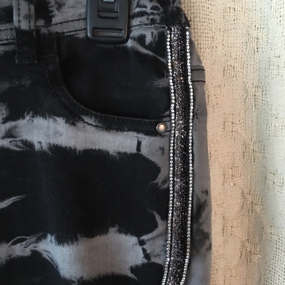 Jordache Girls black jeans size 18 - Picture 2 of 8